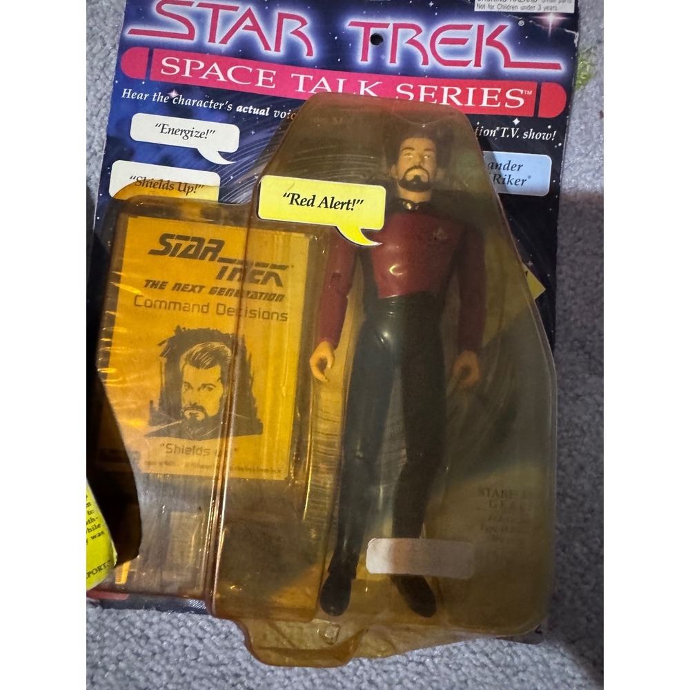 Star Trek TNG Space Talk Series Picard and Riker Playmates Action Figures 1994 - Picture 7 of 10